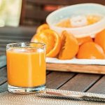 Verse sinaasappelsap gezonde voeding